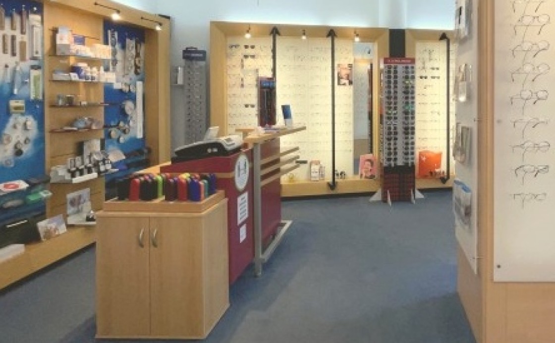 Laden-Ansicht innen; City Optik Brillenstudio Hoyerswerda
